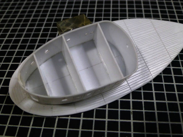 甲板の床と部屋割り.jpg